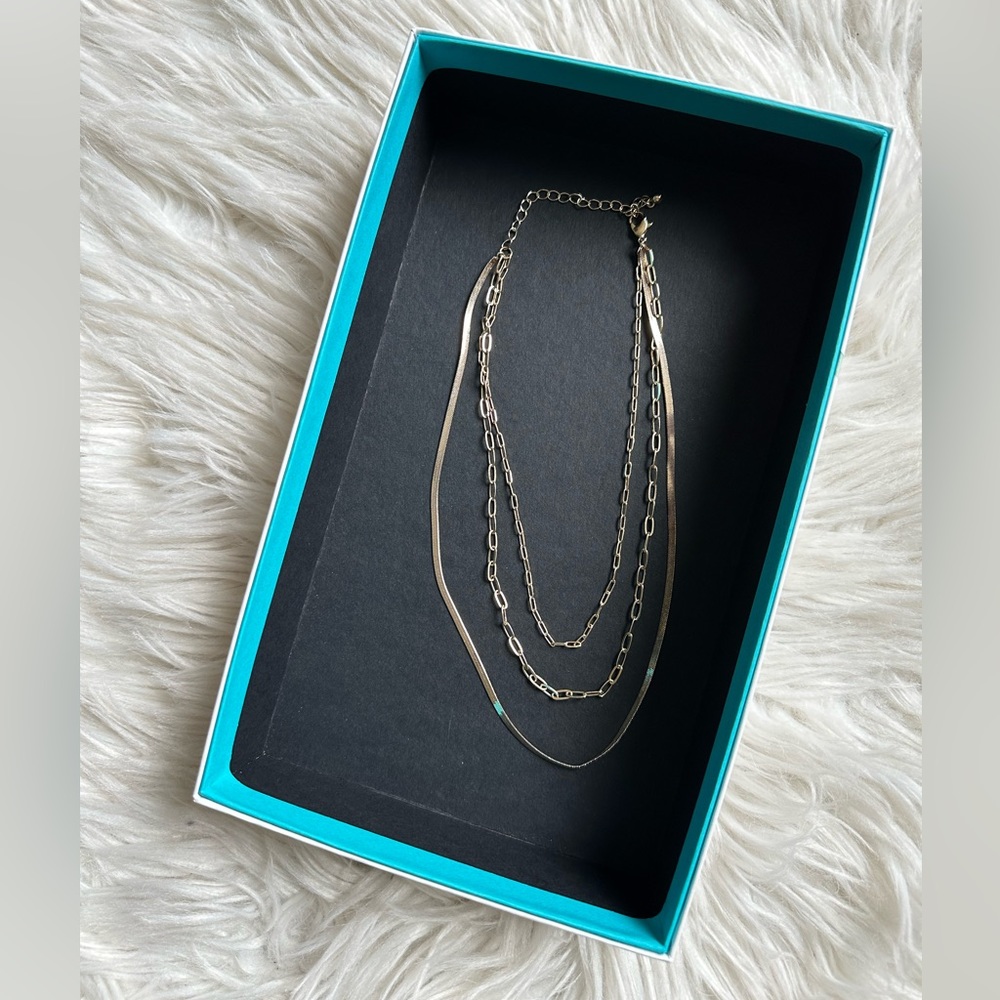 Golden layered chain necklace